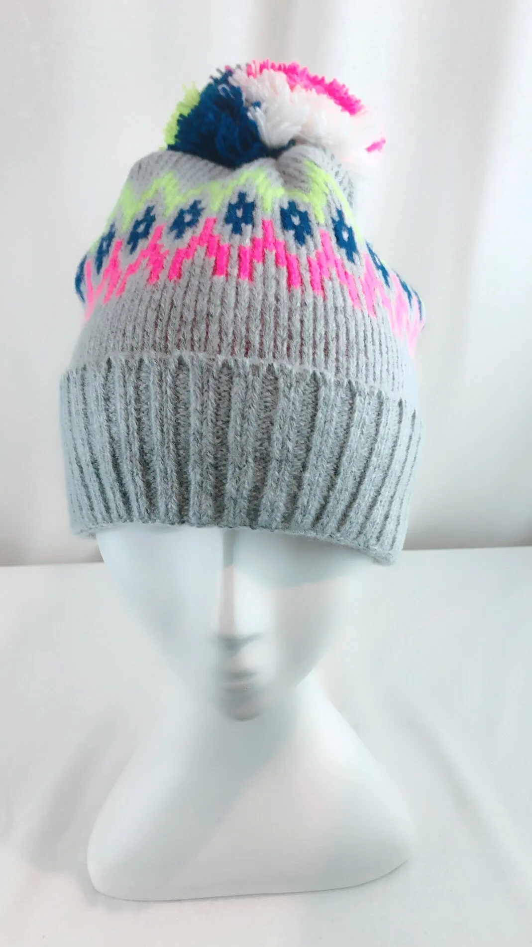 AEROPOSTALE NEON FAIR ISLE BEANIE HAT