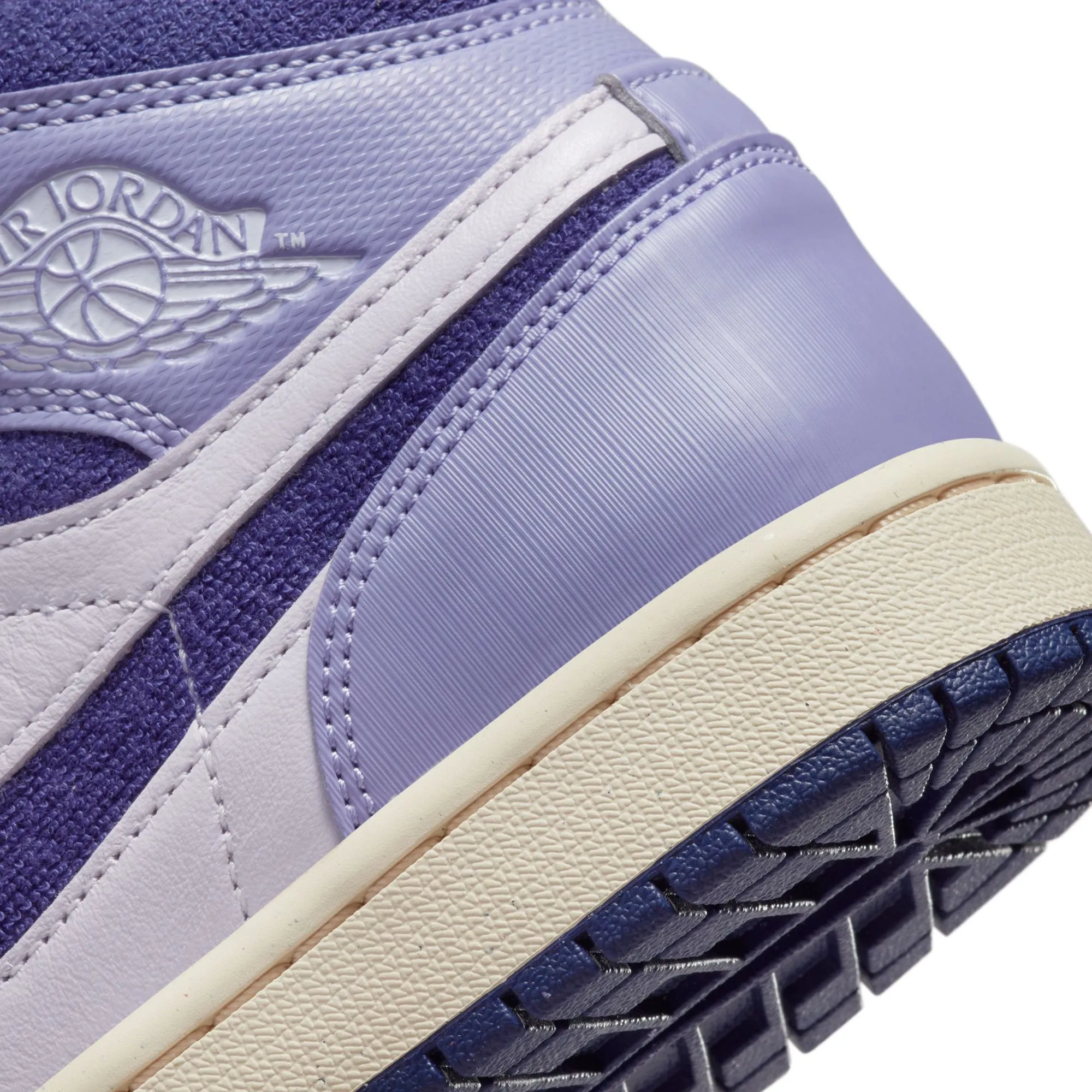 Air Jordan 1 Womens Mid SE Shoes 'Sky Purple'