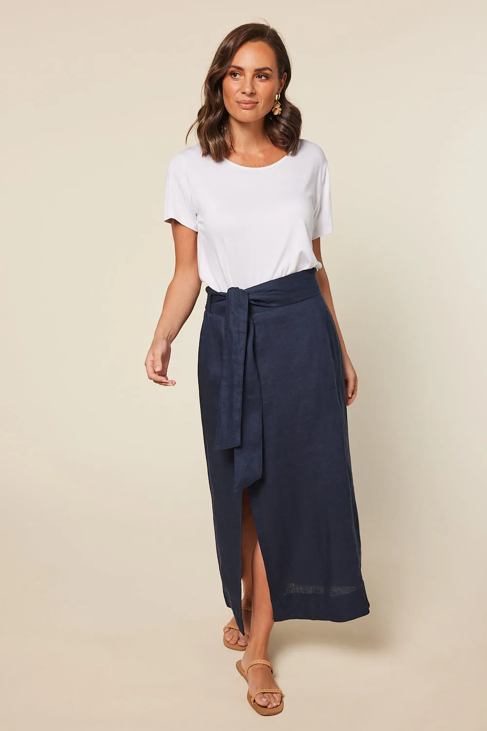 Anne Linen Skirt in Navy