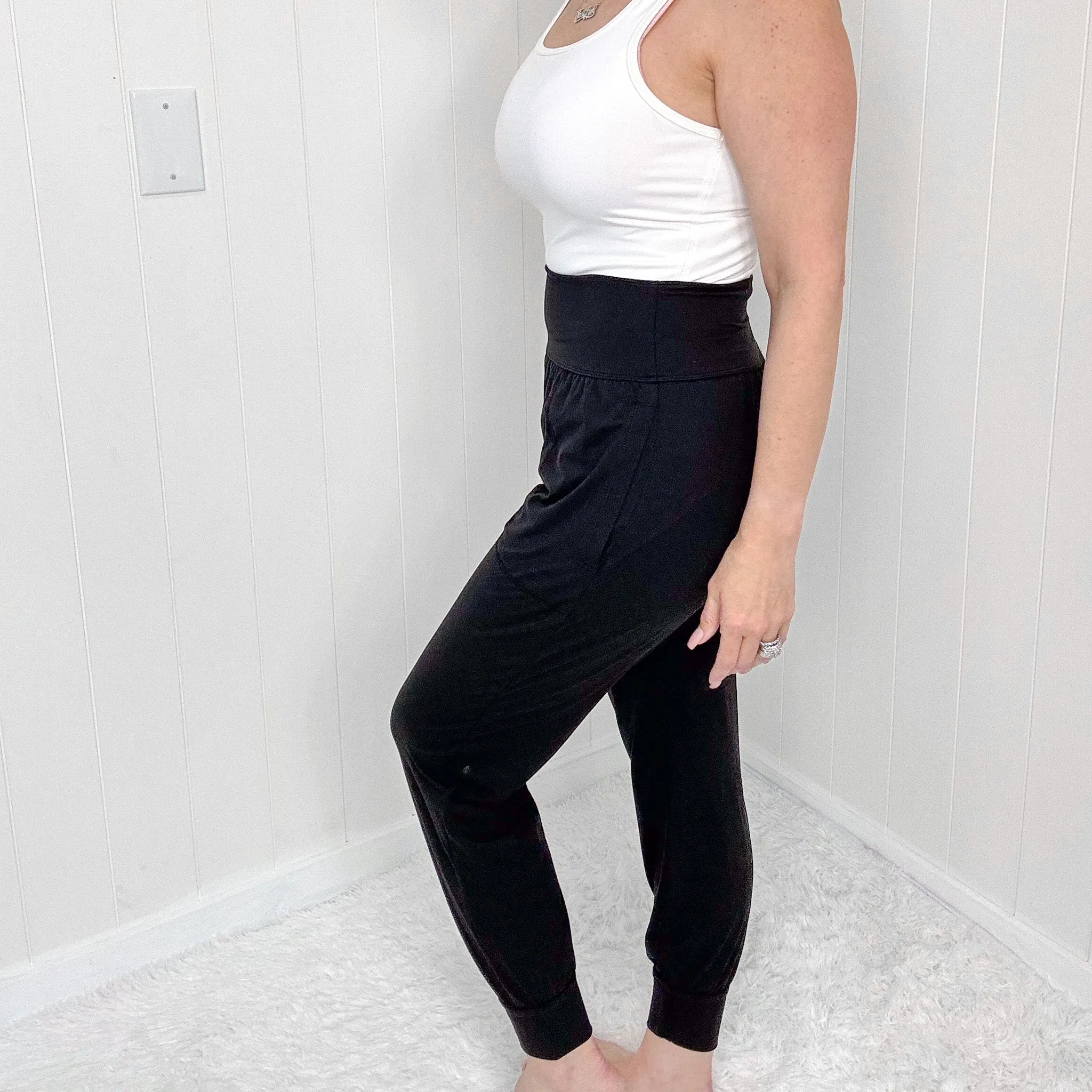 Black Soft Jogger Yoga Pants with Pockets