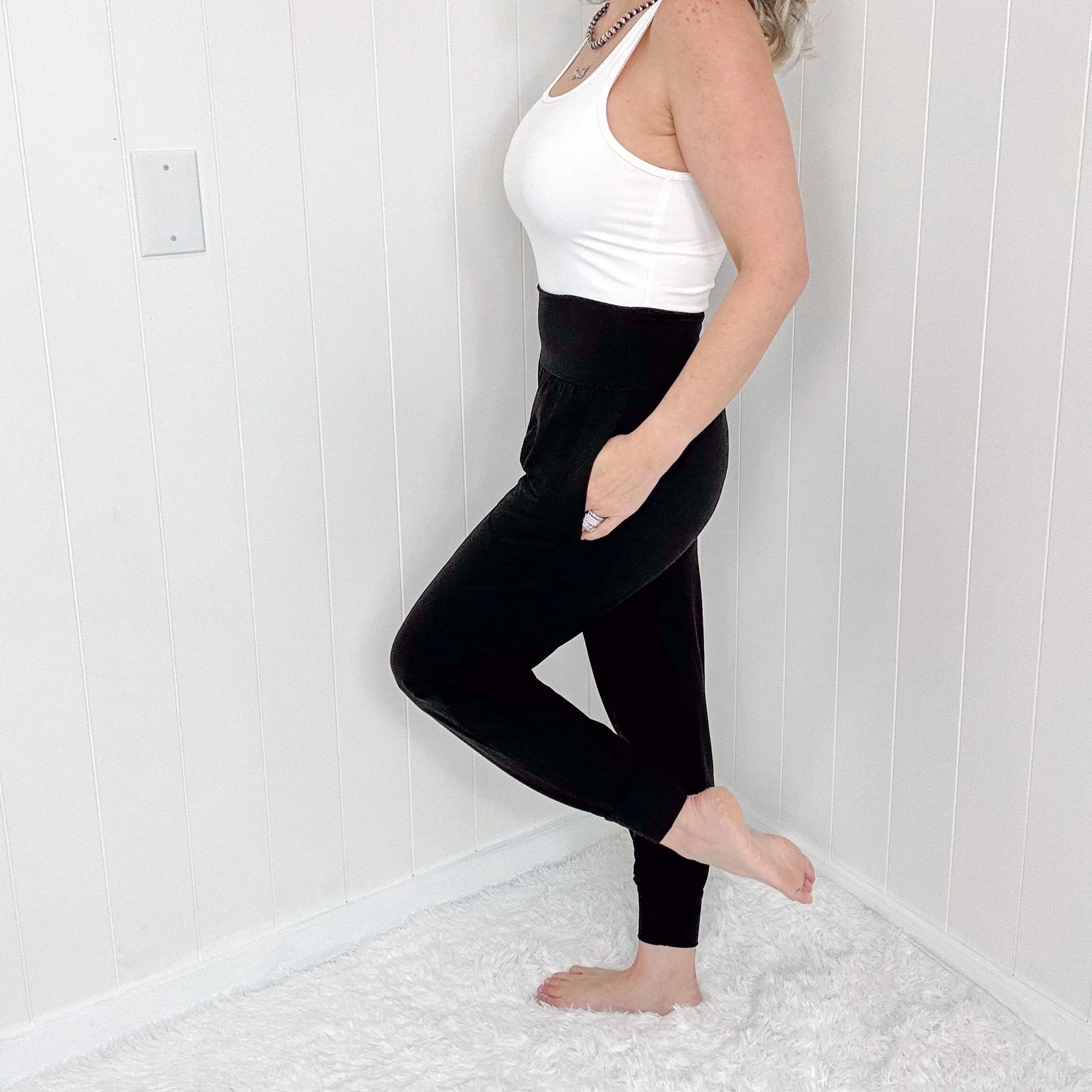 Black Soft Jogger Yoga Pants with Pockets