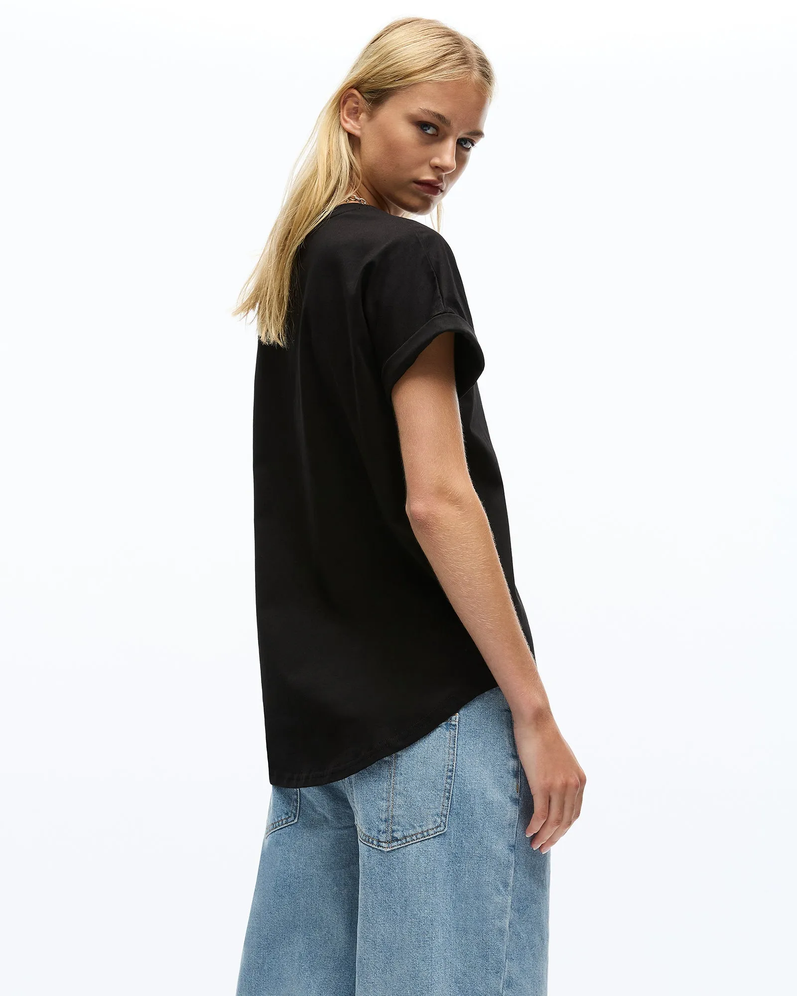 CELESTE T-SHIRT - BLACK