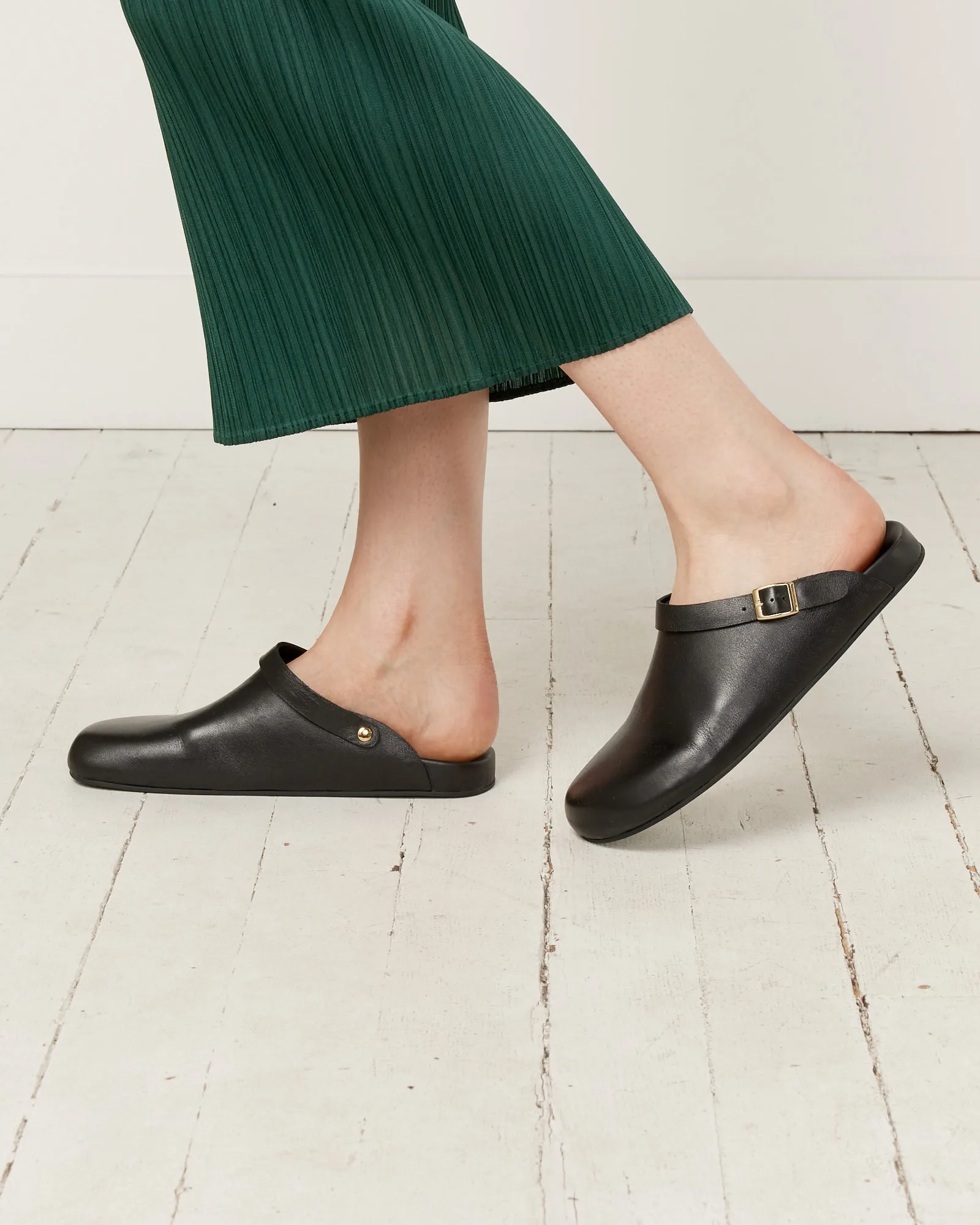 Clog in Black