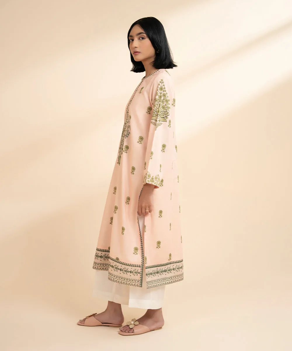 Elegant Embroidered Zari Lawn Shirt - Exquisite Design with Intricate Detailing