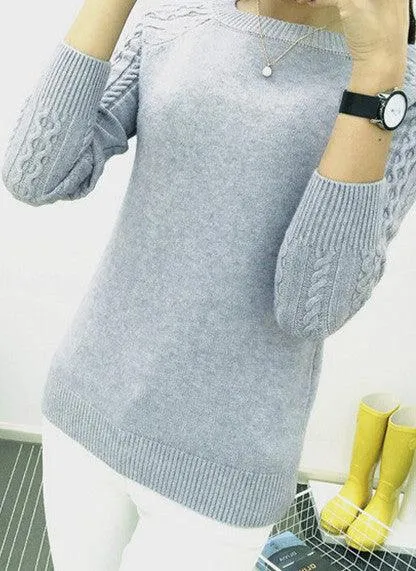 FITTED SWEATER WITH CABLEKNIT SLEEVES