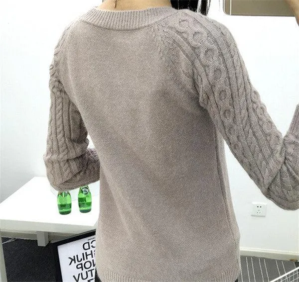 FITTED SWEATER WITH CABLEKNIT SLEEVES