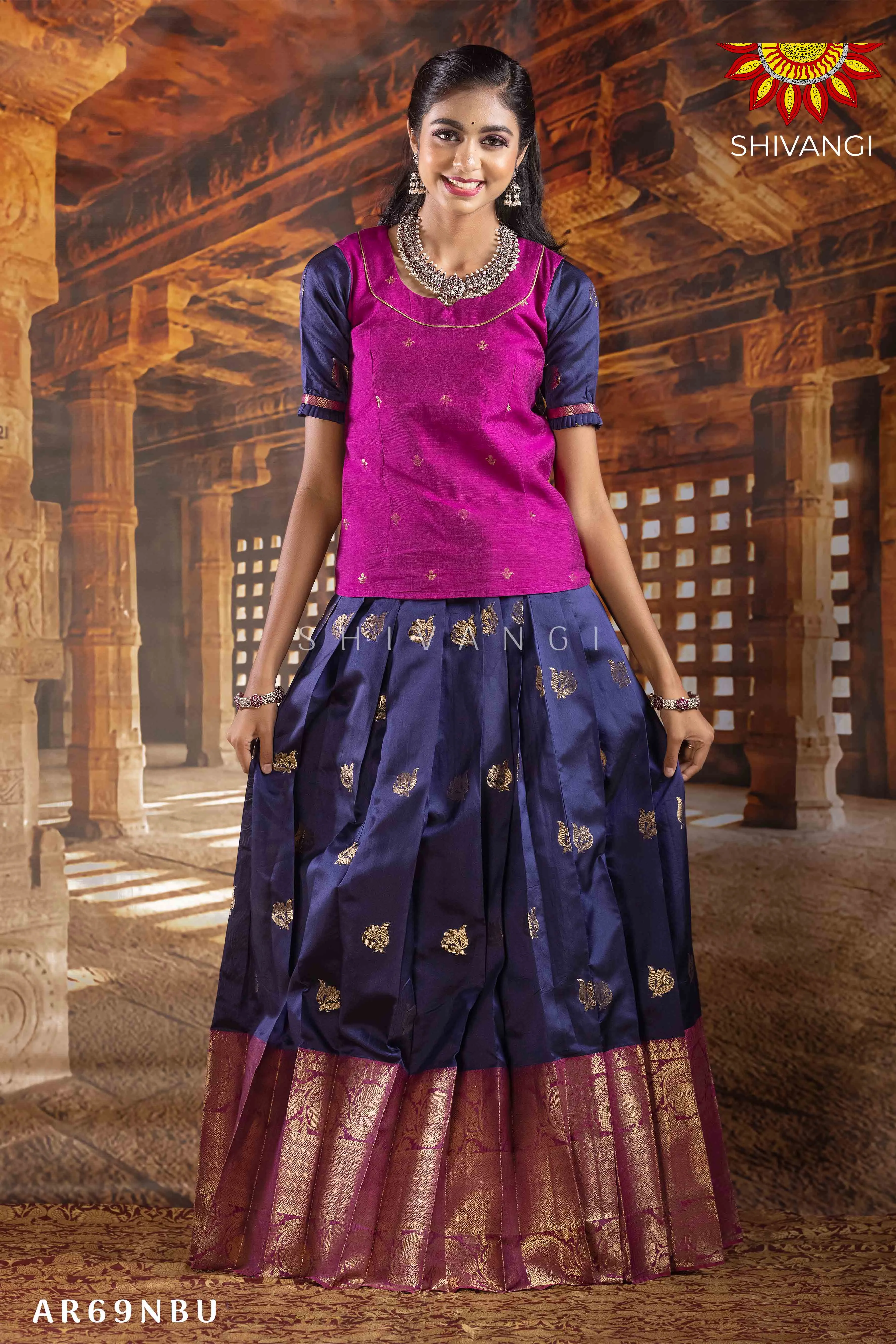 Girls Navy Blue Rock Trumpet Pattu Pavadai | Langa