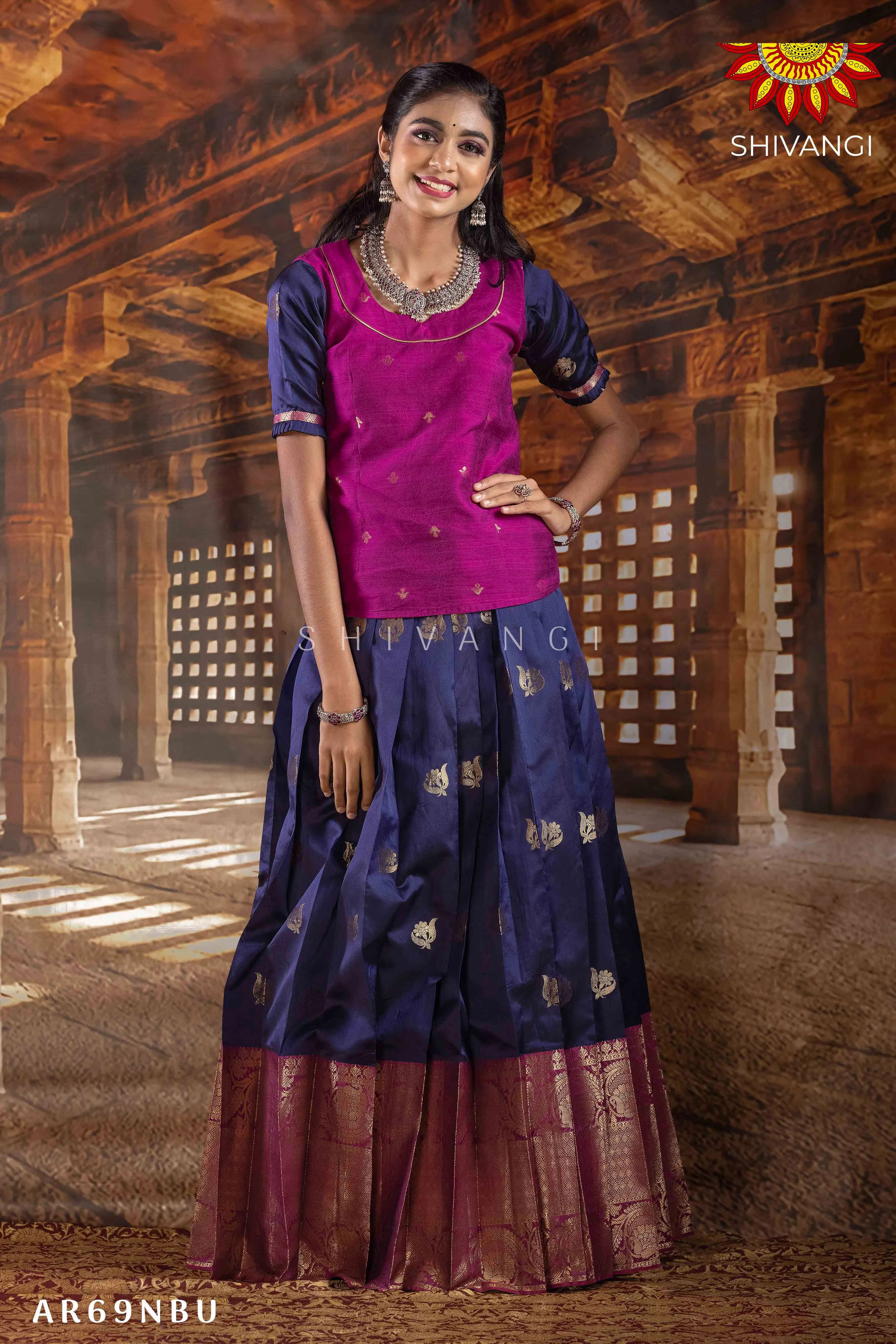 Girls Navy Blue Rock Trumpet Pattu Pavadai | Langa