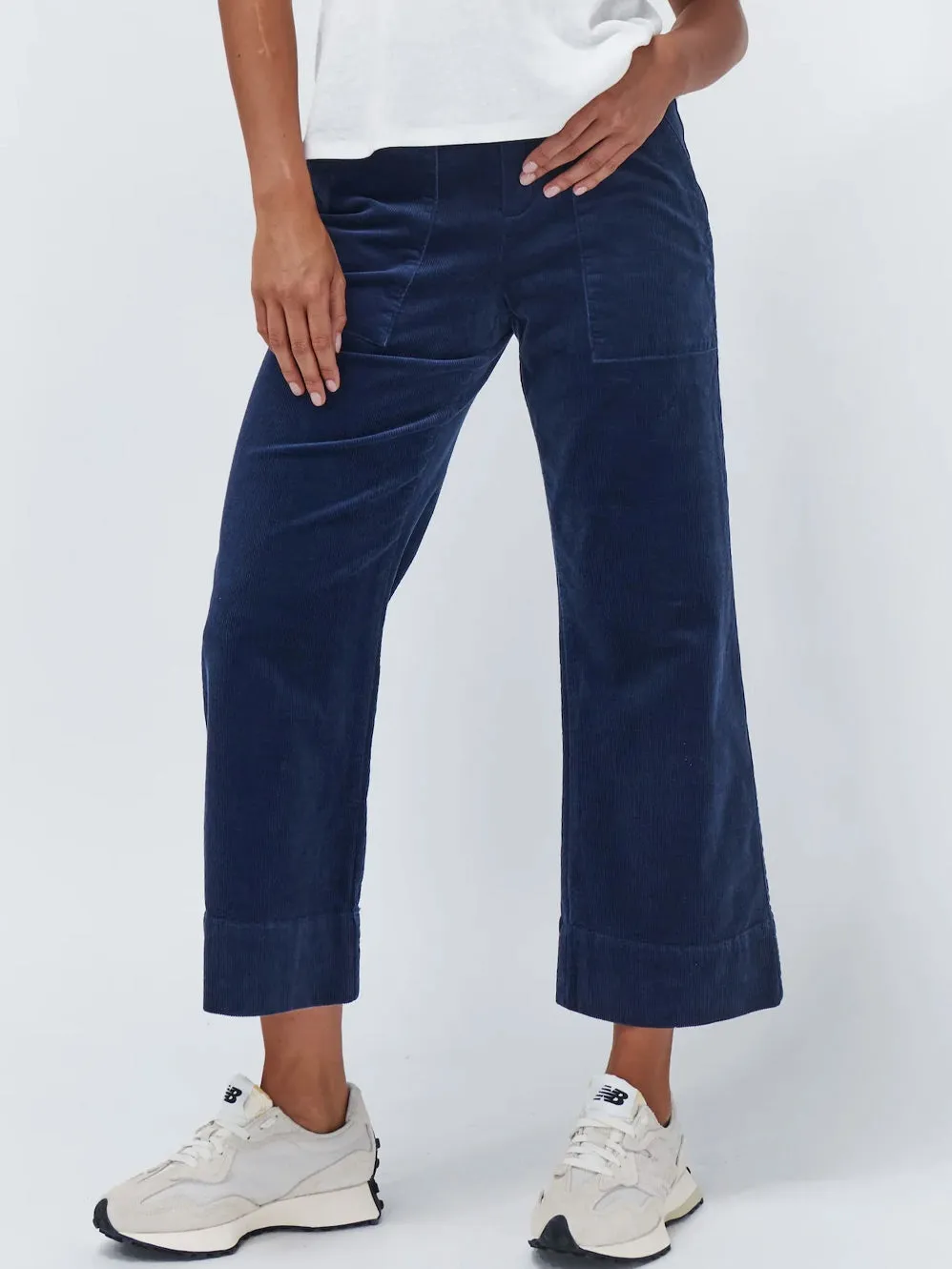 KIREINA CELESTE CORD PANT