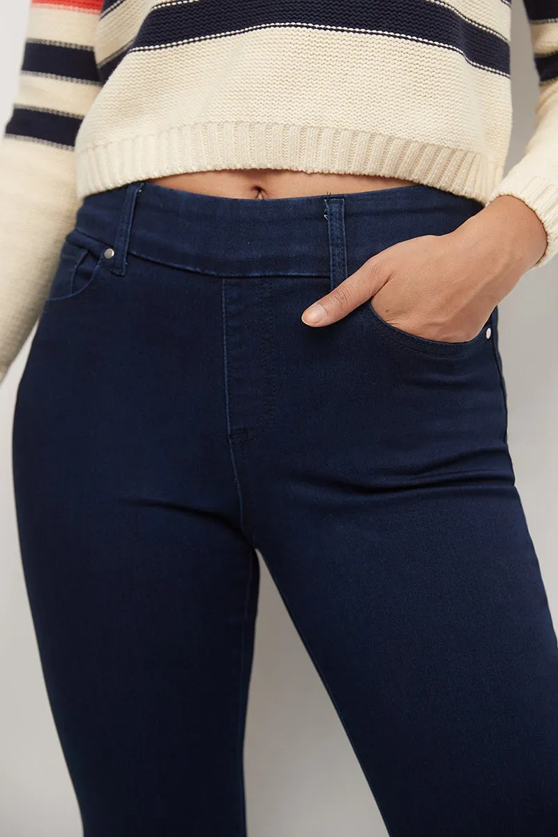 Pull-on Bootcut Jeans with real pockets